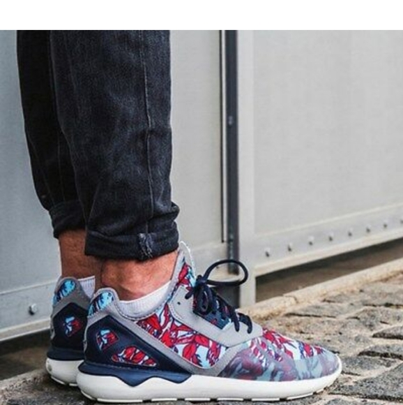 Adidas Tubular Multicolor Floral 